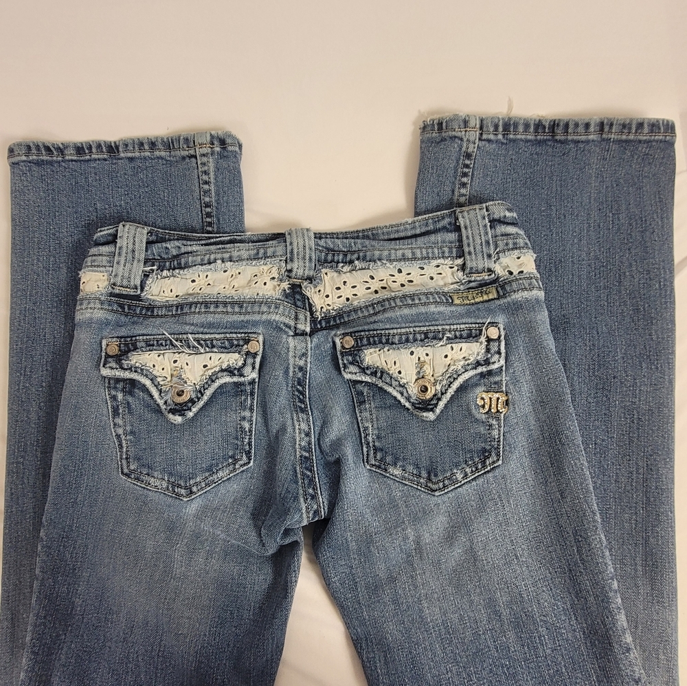 Miss Me Rare Hard To Find *White Eyelet Bootcut Jeans Size 27